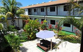 Red Carpet Inn Select - Nassau